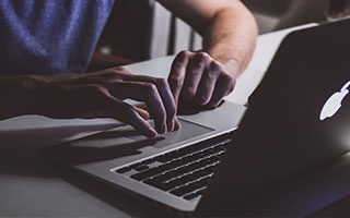 DeepL翻译能翻职业教育实训方案吗，技术与实践的深度对话